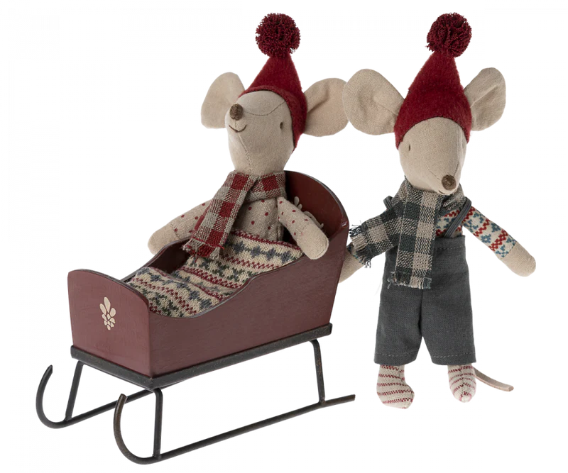 Christmas Mouse Sleigh