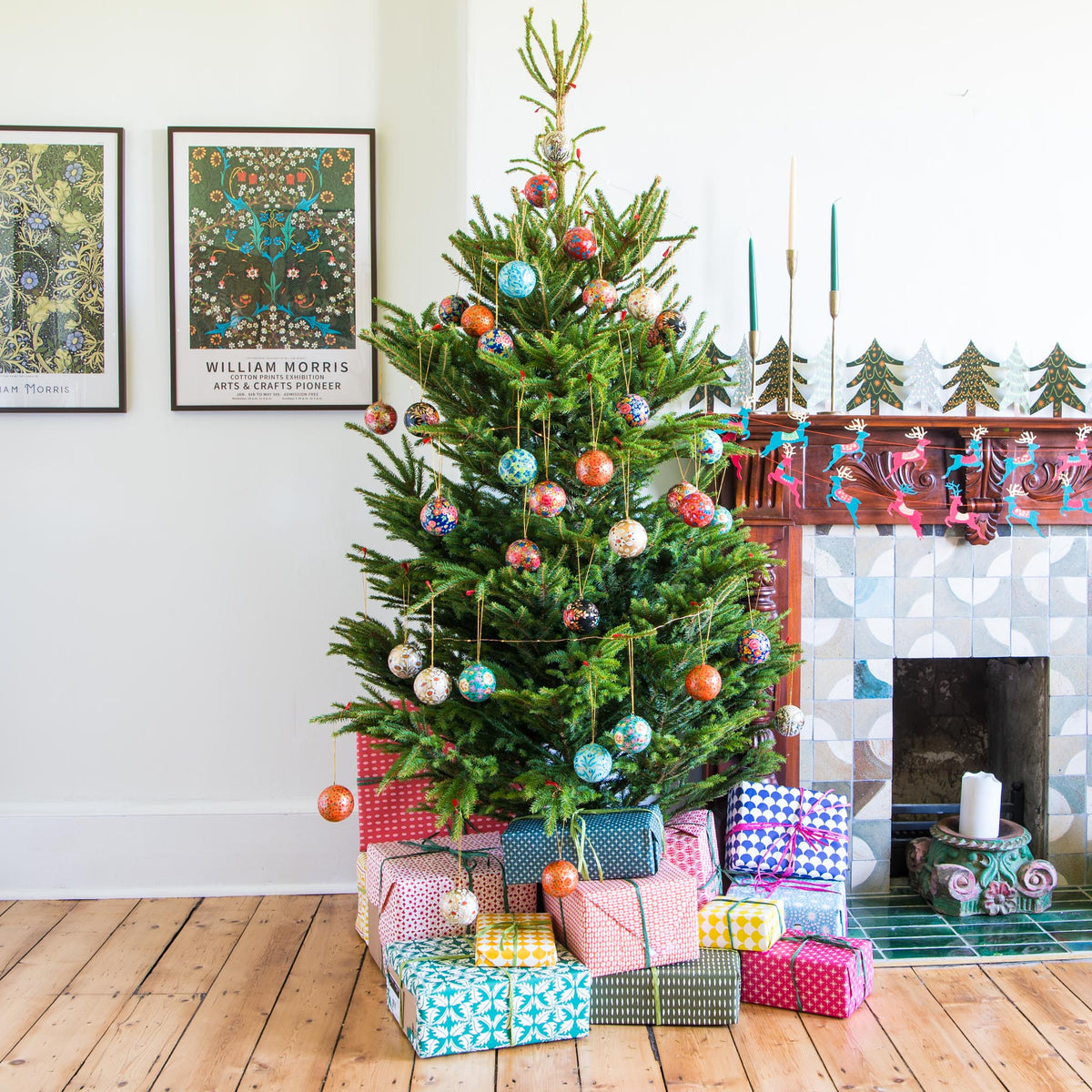 Garland: Colourful Reindeer