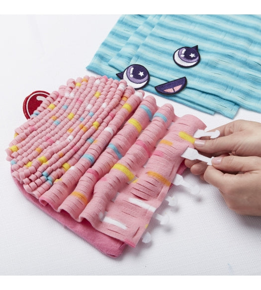 Magic Scrunch Pillow: Cupcake
