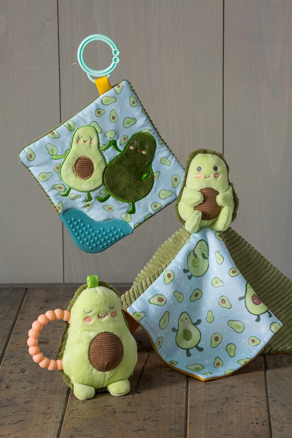 Yummy Avocado Crinkle Teether